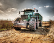 Fototapeta RE0800017 TRAKTOR