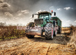 Fototapeta RE0800017 TRAKTOR